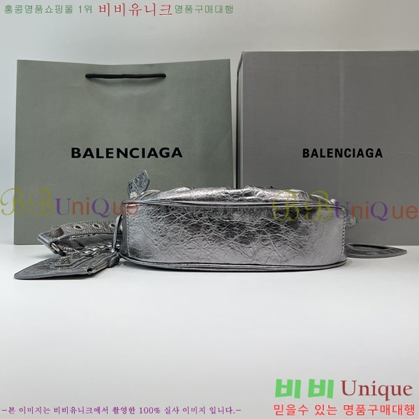 #�߷��þư� LE CAGOLE �� ī�� Xs ����� 671309-500