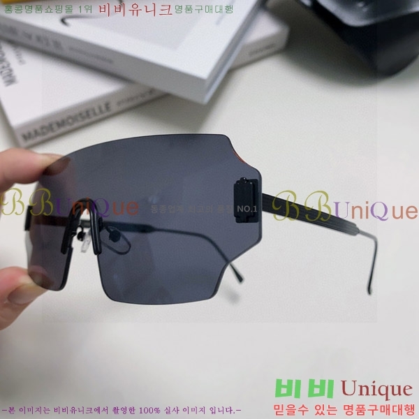 ��� ���۶� F924703-4