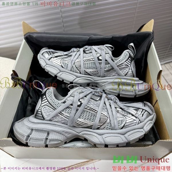 �߷��þư� 3XL Ʈ���̳� ����Ŀ�� BLA356601-6