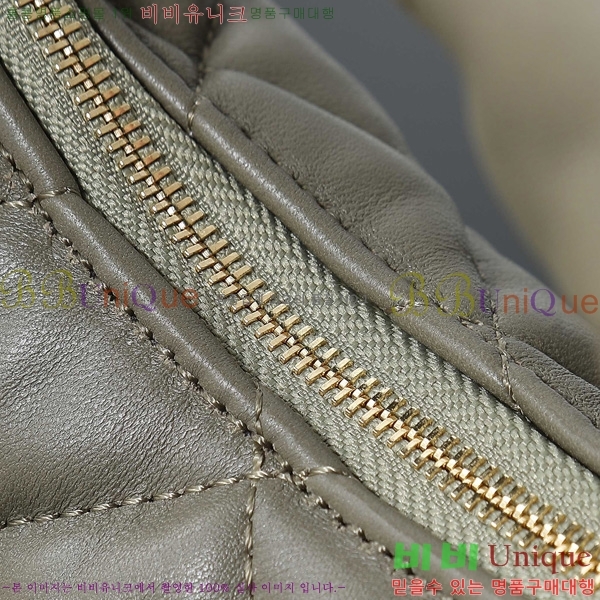 #���ζ� ����ī���� �̴Ϲ� 851689-704