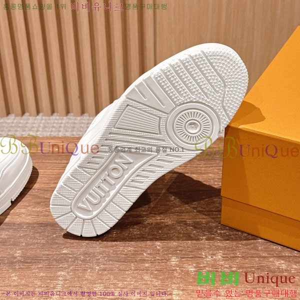 ���̺��� 𝐋-𝐓𝐑𝐀𝐈𝐍𝐄𝐑 ����Ŀ�� �������� L201990-10