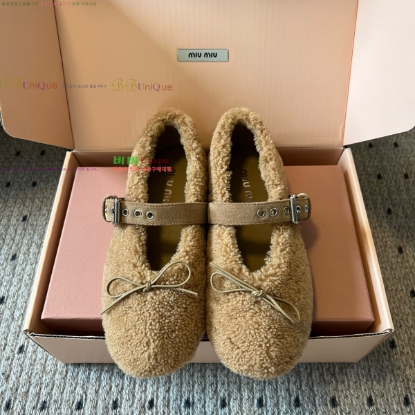 ���� �̿�** �þ �� �޸����� �÷� 32MU25102296-1