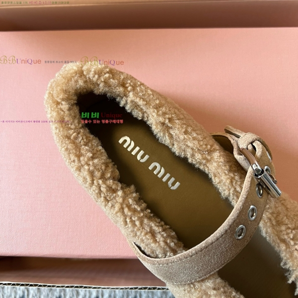 ���� �̿�** �þ �� �޸����� �÷� 32MU25102296-1