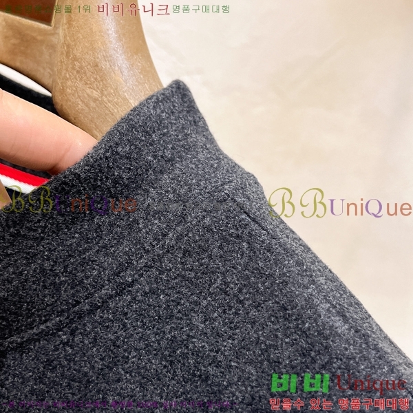 ���� ��**�� ���� Ƽ���� MO2716938-3