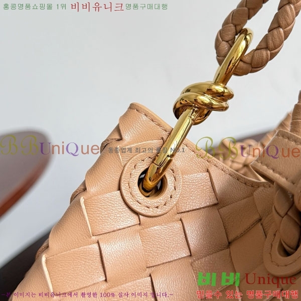 ���װ�����Ÿ �ȵ�Ƹ� �Ķ�Ʈ 796569-2016