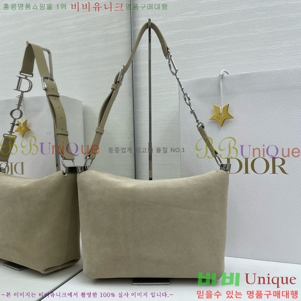 #��� ���ʼ� �ش��� JONATHAN ANDERSON ȣ���� M856324-3