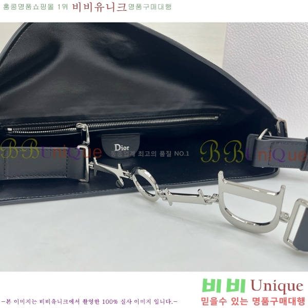 #��� ���ʼ� �ش��� JONATHAN ANDERSON ȣ���� M856324-1