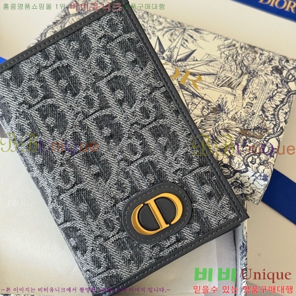 #��� 30 Montaigne ���� ���̽� S2353-402