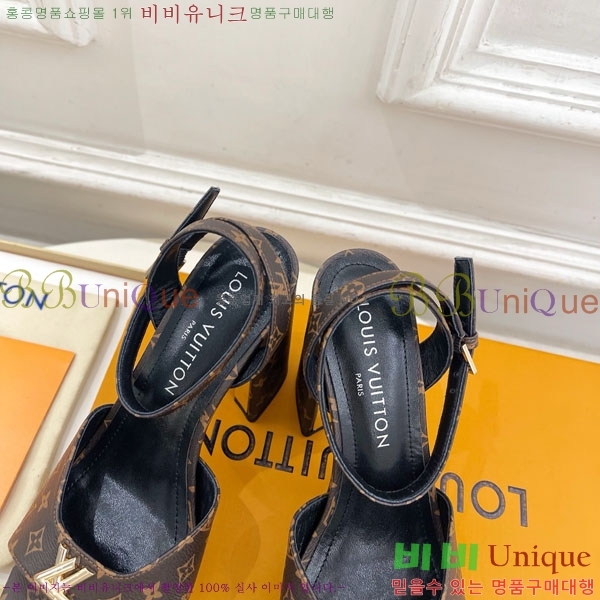 ���̺��� �÷��� ���� 37LV575802-1 ��11cm