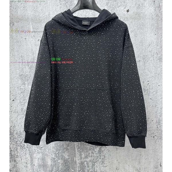 ���� �߷��þư� �ĵ�Ƽ BA543619-2