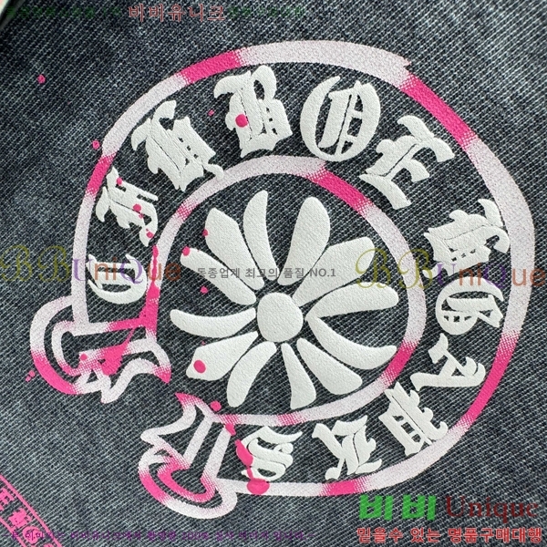 ���� ũ������ ���� Ƽ���� CH658430-7