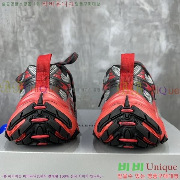 �߷��þư� 6XL Ʈ���̳� ����Ŀ�� BLA3568901-1