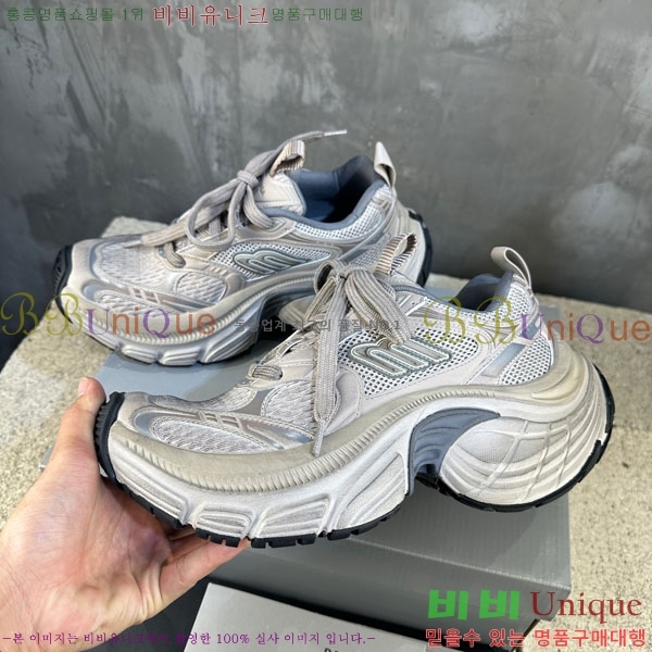 �߷��þư� 6XL Ʈ���̳� ����Ŀ�� BLA3568901-7