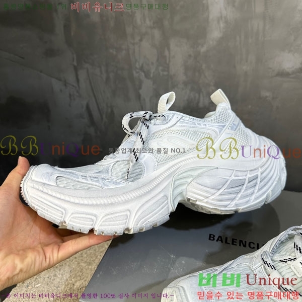 �߷��þư� 6XL Ʈ���̳� ����Ŀ�� BLA3568901-8