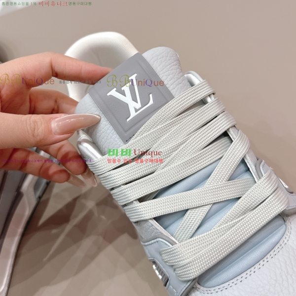 �������� LV Ʈ���̳� ����Ŀ�� 47LV262251-8