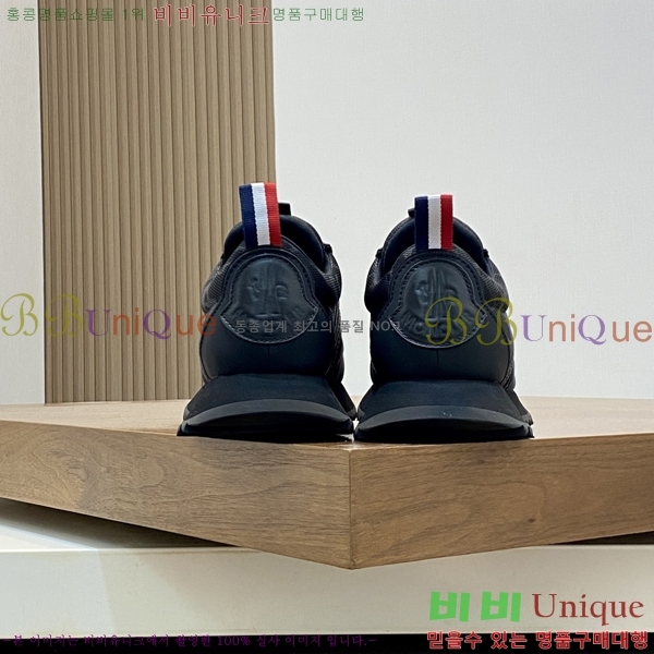 ���� ��**�� ����Ŀ�� M329746-1