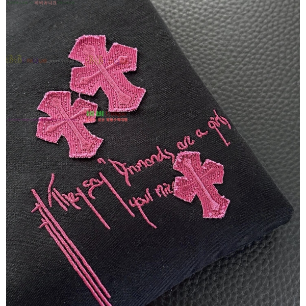 ���� ũ������ ���� Ƽ���� CH813271-2