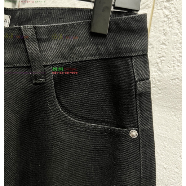 ���� �߷��þư� û���� BA362569-3