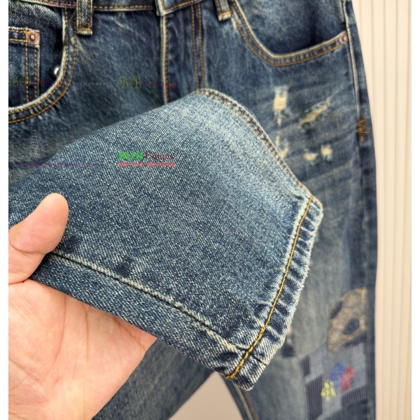 ���� ũ������ û���� CH126354