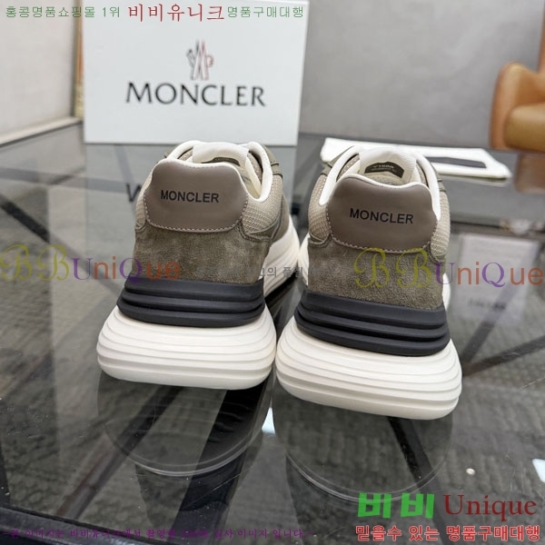 ���� ��**�� ����Ŀ�� M3666033