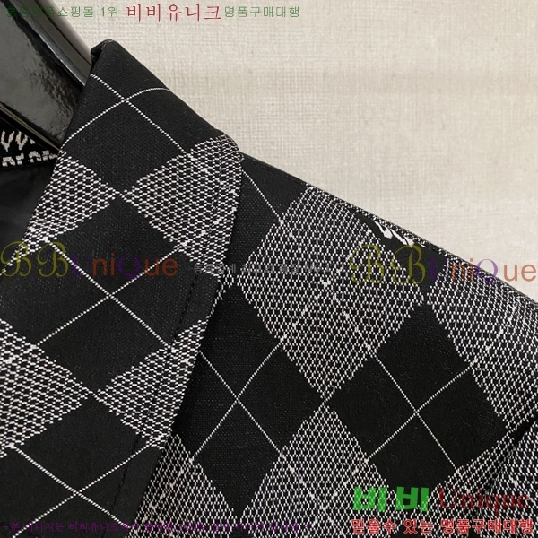 ���� ���̺��� ���� L4853672-2