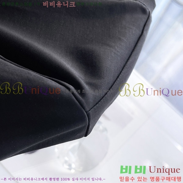 ���� ��**�� ���� Ƽ���� MO912763-8