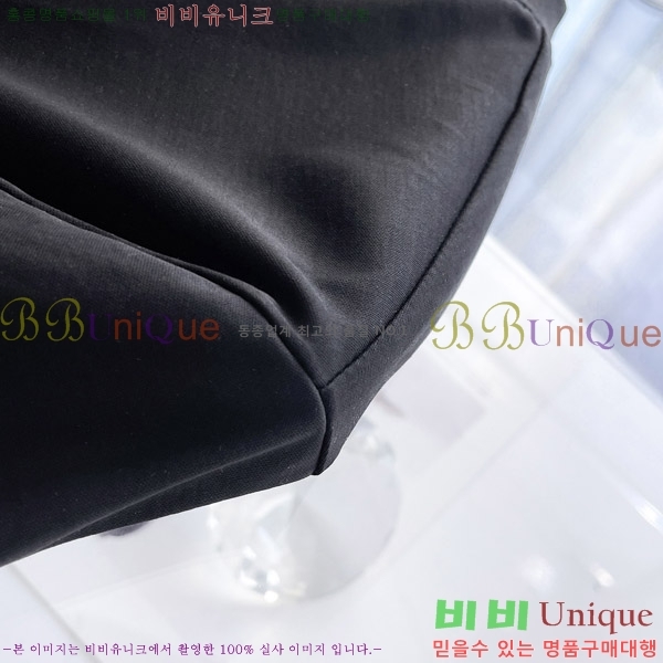 ���� ��**�� ���� Ƽ���� MO912763-5