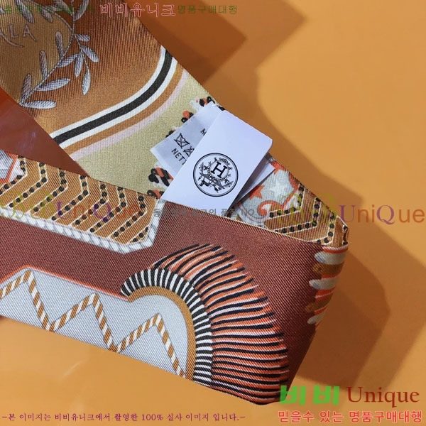 ����*�� Ʈ���� HE215560-1