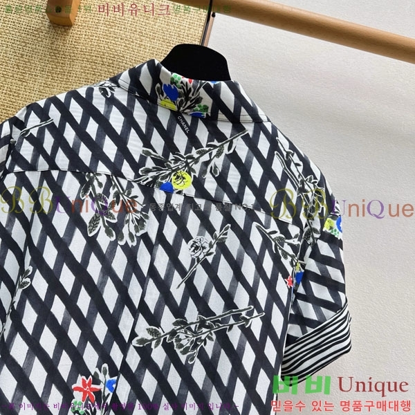 ���� ��* ���� ���� CH4534530-5