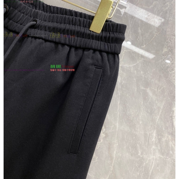 ���� ũ������ �ݹ��� CH41695-6