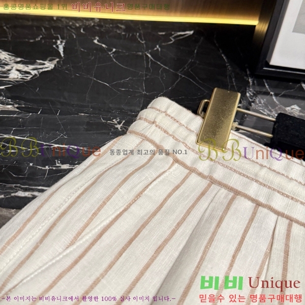 ���� ���ڷ� ��ġ�ڸ� ���� BC437695-1