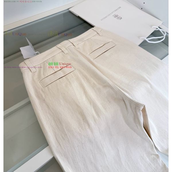 ���� ���ڷ� ��ġ�ڸ� û���� BC247385