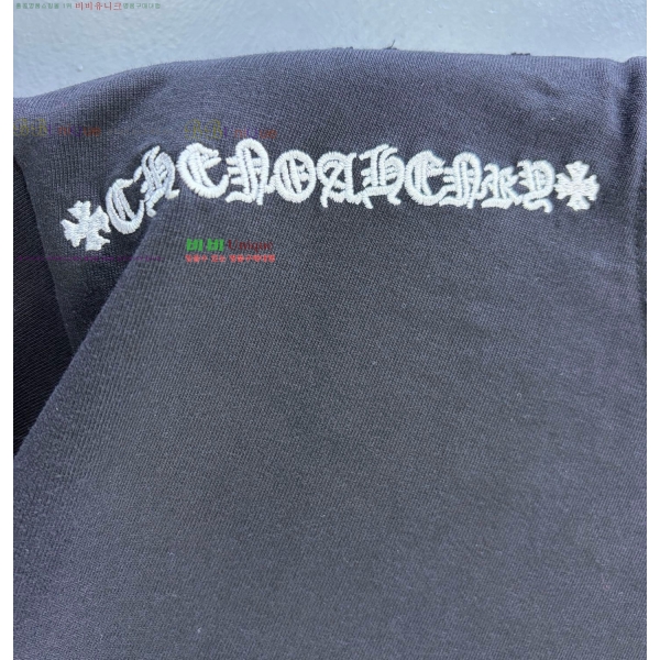 ���� ũ������ ���� Ƽ���� CH628513-1
