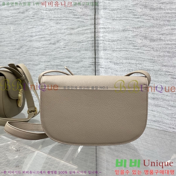 #��* �޴޸��� �÷� �� �̵�� M3922-208