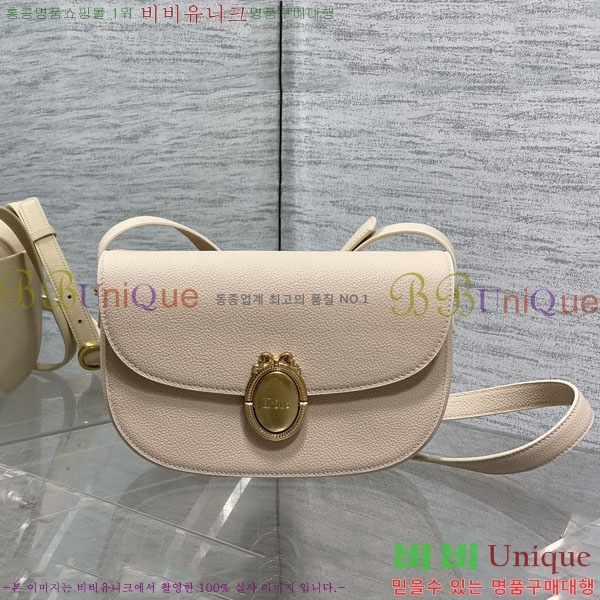 #��* �޴޸��� �÷� �� �̵�� M3922-209