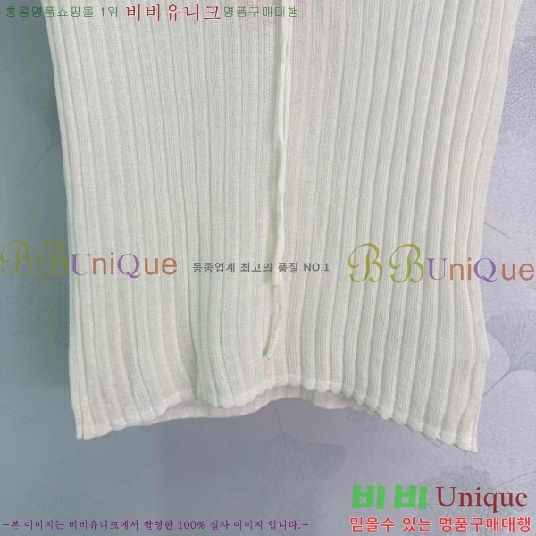 ���� �̿�̿� ���� Ƽ���� MIU4250888-4