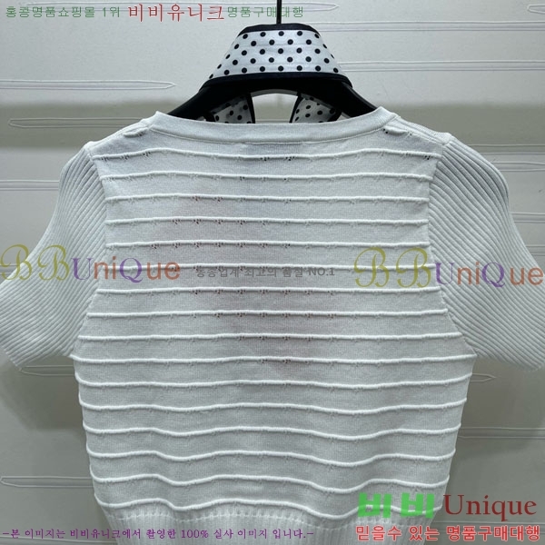 ���� �̿�̿� ���� Ƽ���� MIU4250888-6