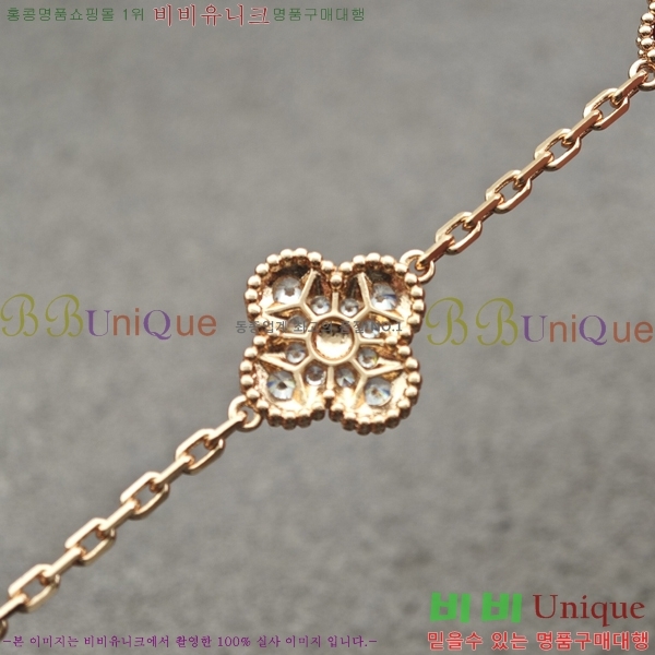 ��Ŭ�������� ���Ժ�� 5�� ��Ƽ�� ���� 22VA266164-4