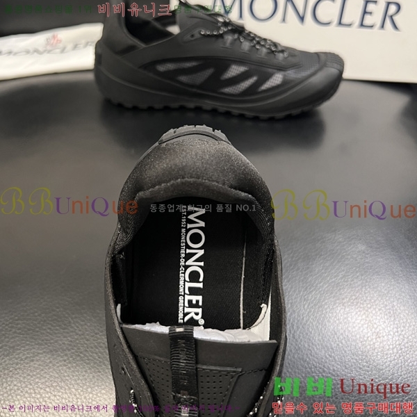 ���� ��**�� ����Ŀ�� MO9906801-2