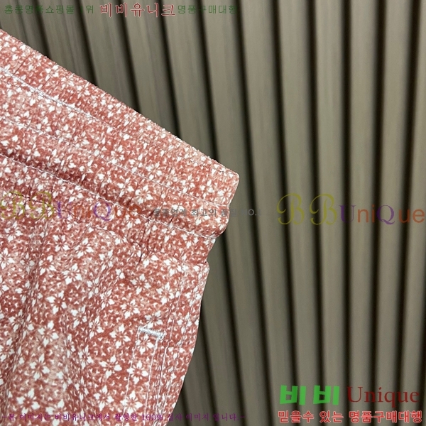 ���� ���ڷ� ��ġ�ڸ� �ݹ��� 21BC266118-1