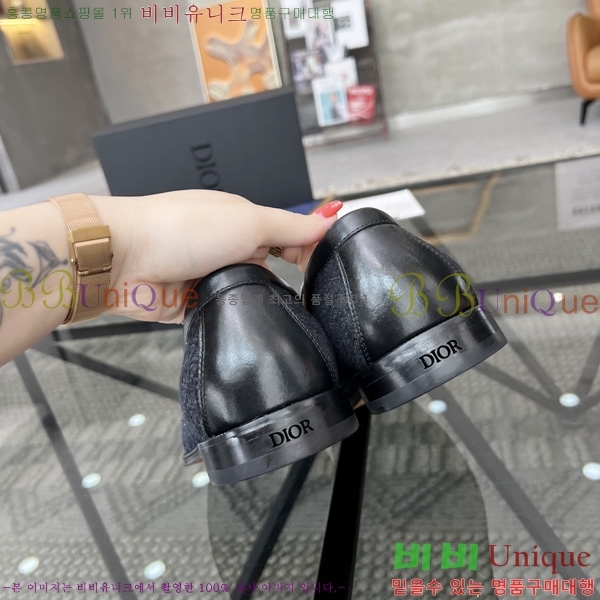 ���� ��� ���� D3R77566
