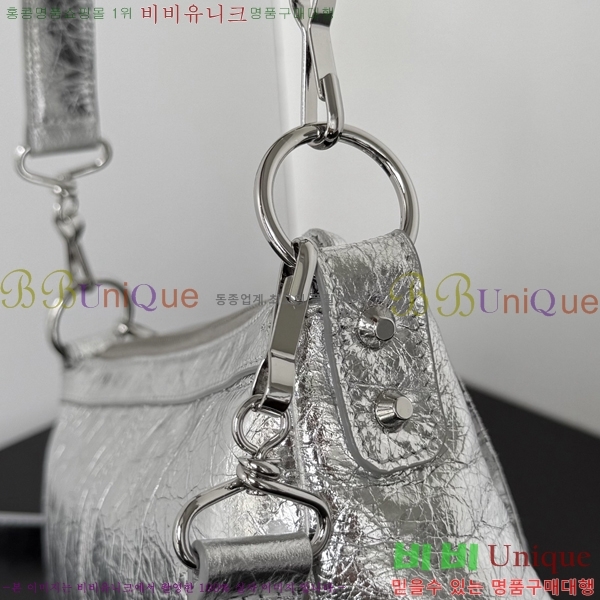 #�߷��þư� 𝗟𝗘 𝗖𝗜𝗧𝗬 𝗠𝗼𝘁𝗼 ����� 71254-104