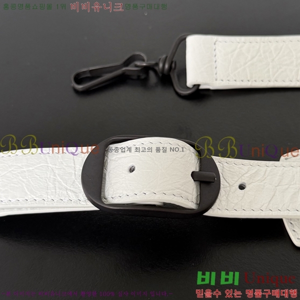 #�߷��þư� 𝗟𝗘 𝗖𝗜𝗧𝗬 �� ��Ƽ ������ 90030-111