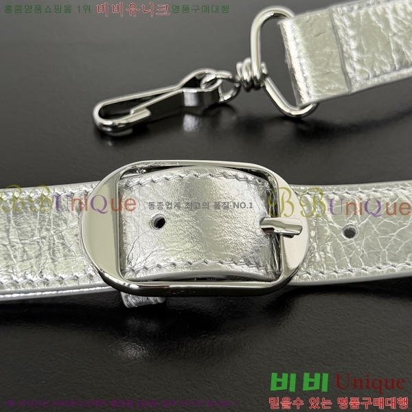 #�߷��þư� 𝗟𝗘 𝗖𝗜𝗧𝗬 �� ��Ƽ ���� �� 90031-114