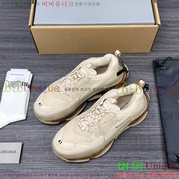 �߷��þư� Triple S ����Ŀ�� �������� BLA122508-4