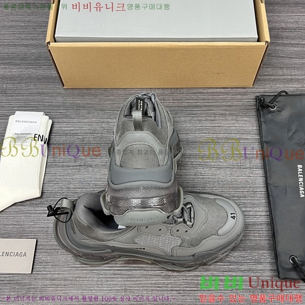 �߷��þư� Triple S ����Ŀ�� �������� BLA122508-6