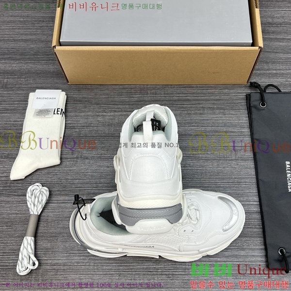 �߷��þư� Triple S ����Ŀ�� �������� BLA122508