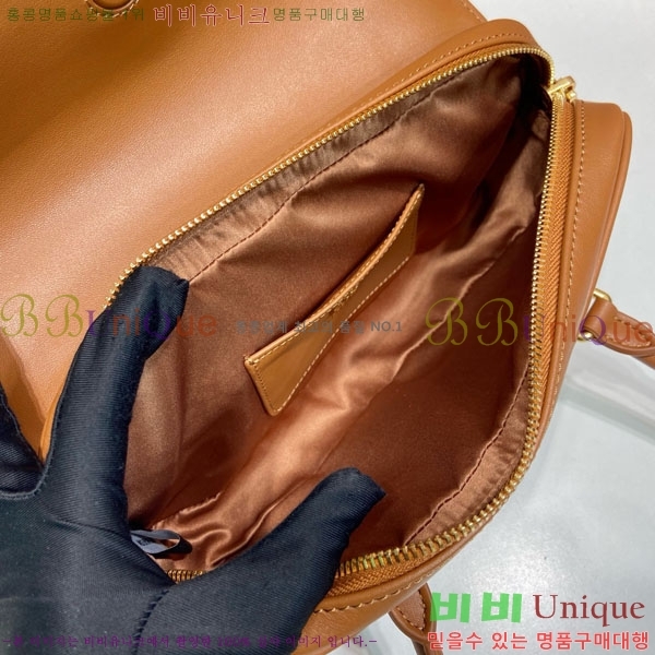 #�̿�̿� �Ƹ�ī�� ���׹� 5BD282-101