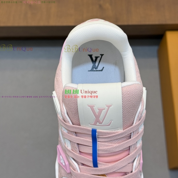 ���� ���̺��� Ʈ���̳� ����Ŀ�� 40LT267145-8