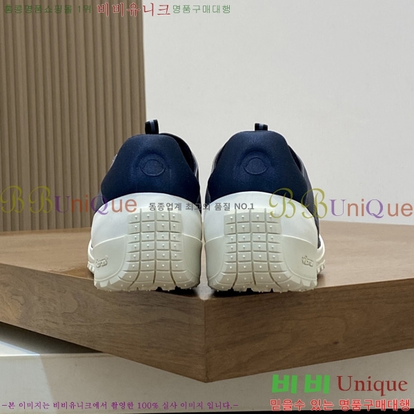 ���� ��**�� ����Ŀ�� M577008